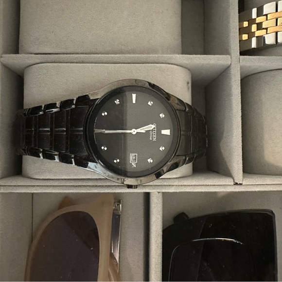 Citizen Watch - Picture 2 of 5